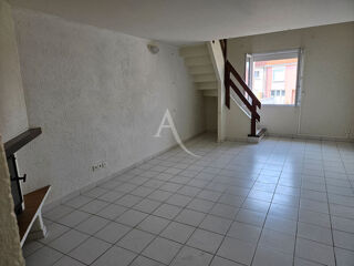  Appartement à louer 2 pièces 68 m²