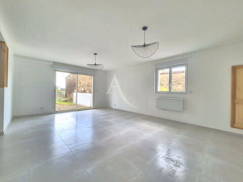   SPACIEUSE MAISON AVEC JARDIN ET GARAGE Maison - 5 pi�ce(s) - 11 m�