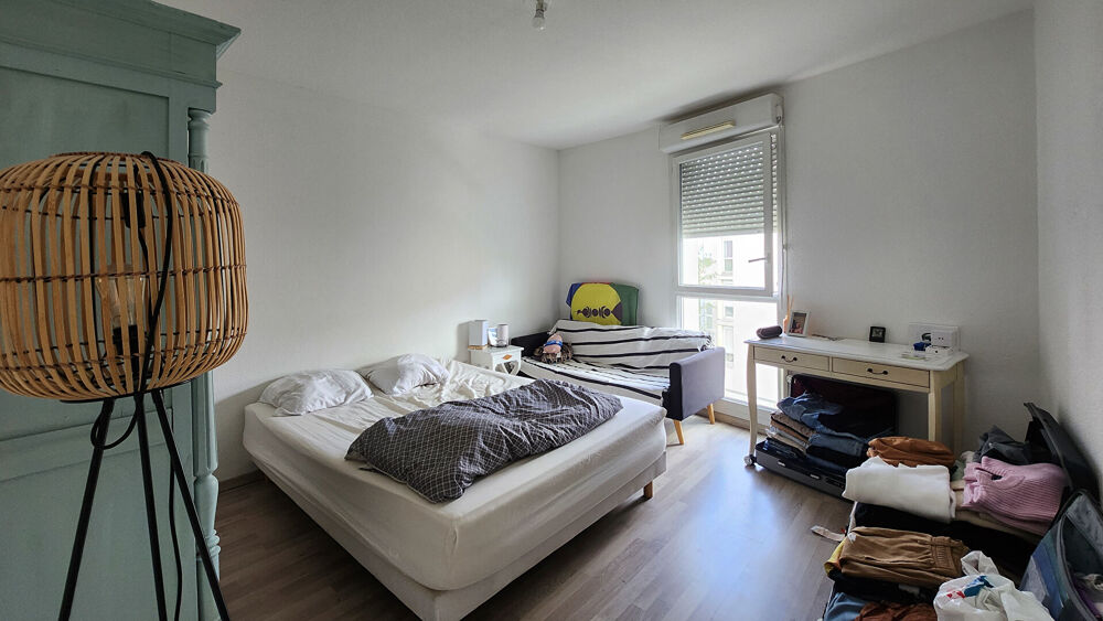 Appartement T2 + grand balcon + garage