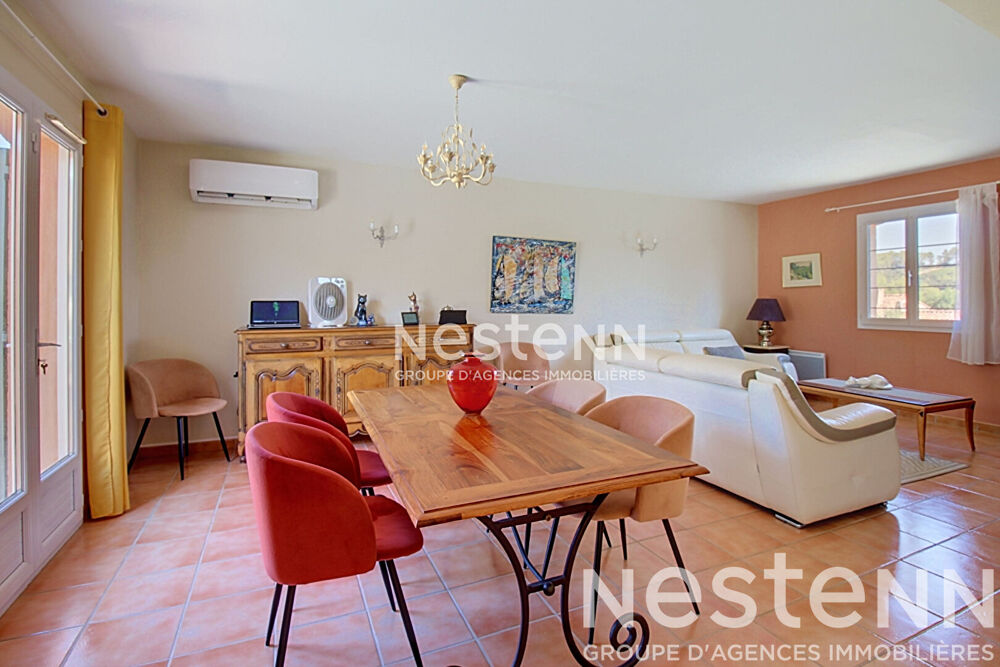 A VENDRE Maison Le Thoronet 6 pièce(s) 130 m2- Terrain 1026m2- Piscine- proche des commerces