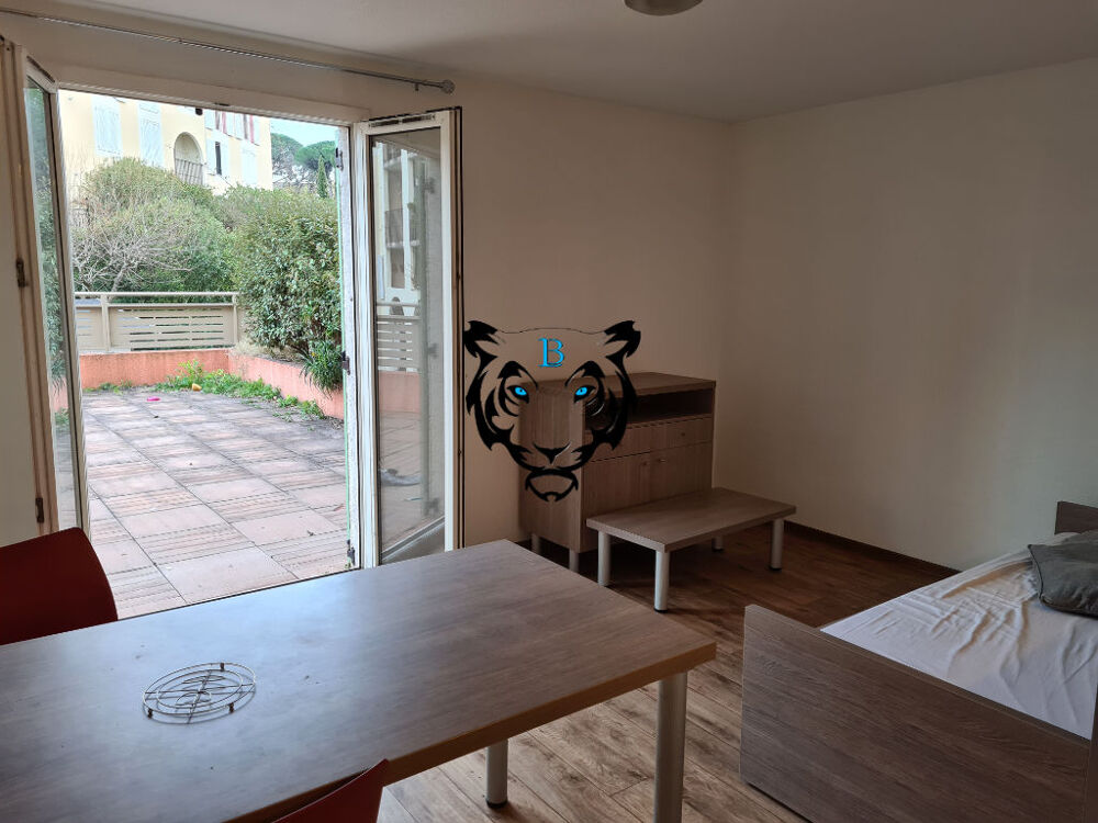 EXCLUSIVITE - LOCATION -T2 meublé avec grande terrasse - Frejus