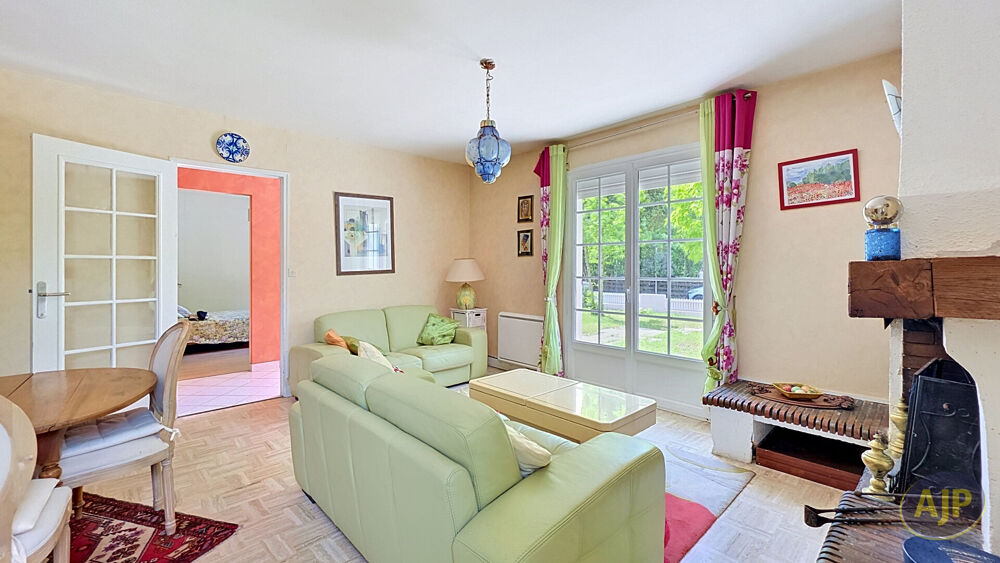 Maison Cestas 5 pièces, 4 chb garage double sur terrain de 1030m²