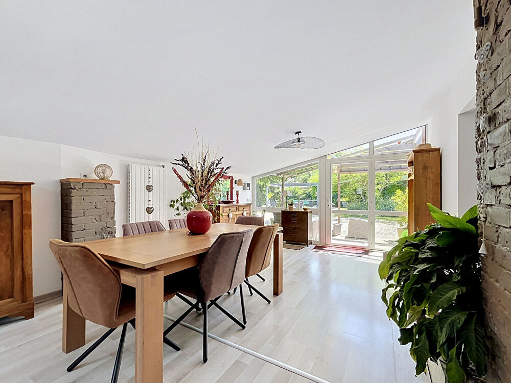 EXCLUSIVITE - MAISON DE 160 M² SUR UNE PARCELLE TERRAIN DE 7227 M²