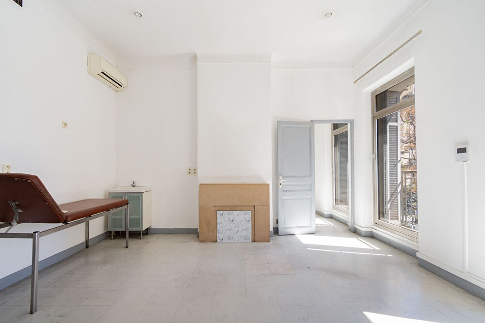 Vente Appartement APPARTEMENT HAUSMANNIEN DE 92M2 Marseille 1