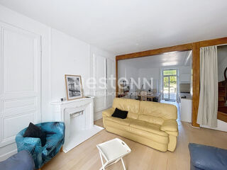 Appartement à louer 12 pièces 220 m²