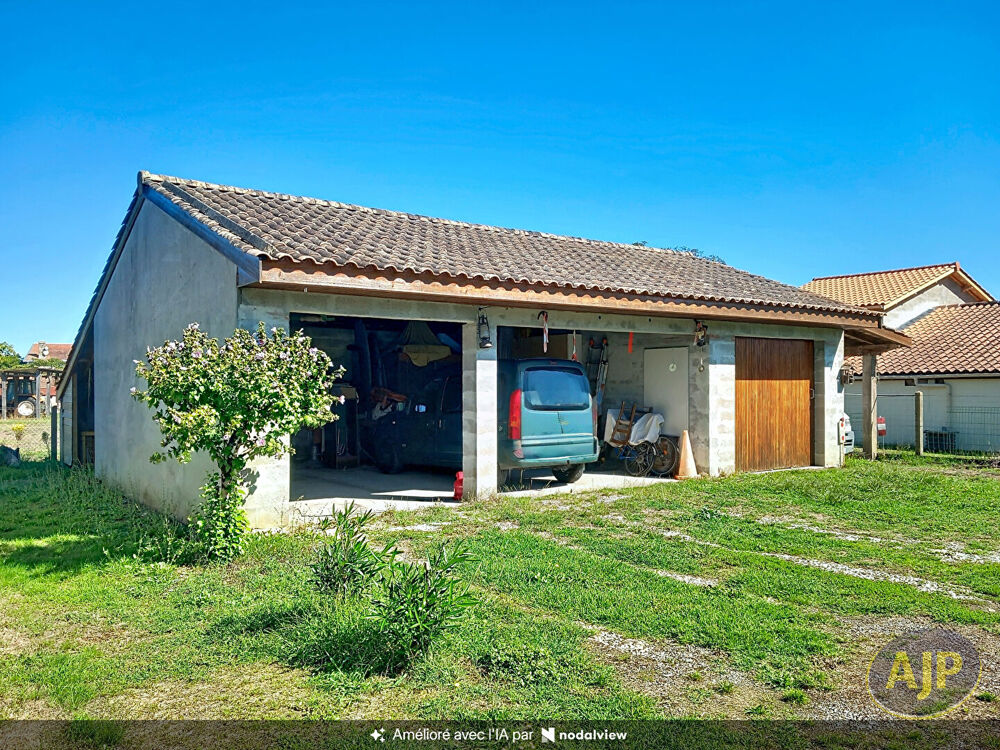 Vente Maison Maison d'environ 140m² - 3 chambres sur Lesparre-Médoc ! Lesparre medoc