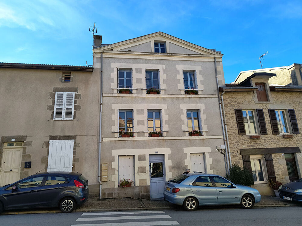 HAUTE-VIENNE - Bessines Sur Gartempe- Grande maison de ville de 3 appartements individual