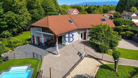   Maison Corbelin 6 pièces 196 m2 avec sous sol complet de 200M2 Maison - 6 pièce(s) - 196 m²