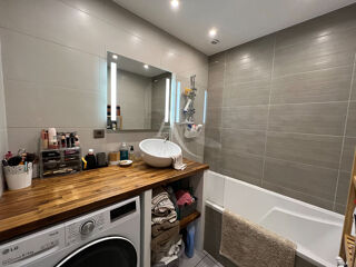 Appartement à louer 3 pièces 70 m²