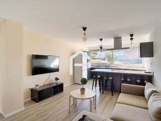  Appartement à louer 4 pièces 66 m²