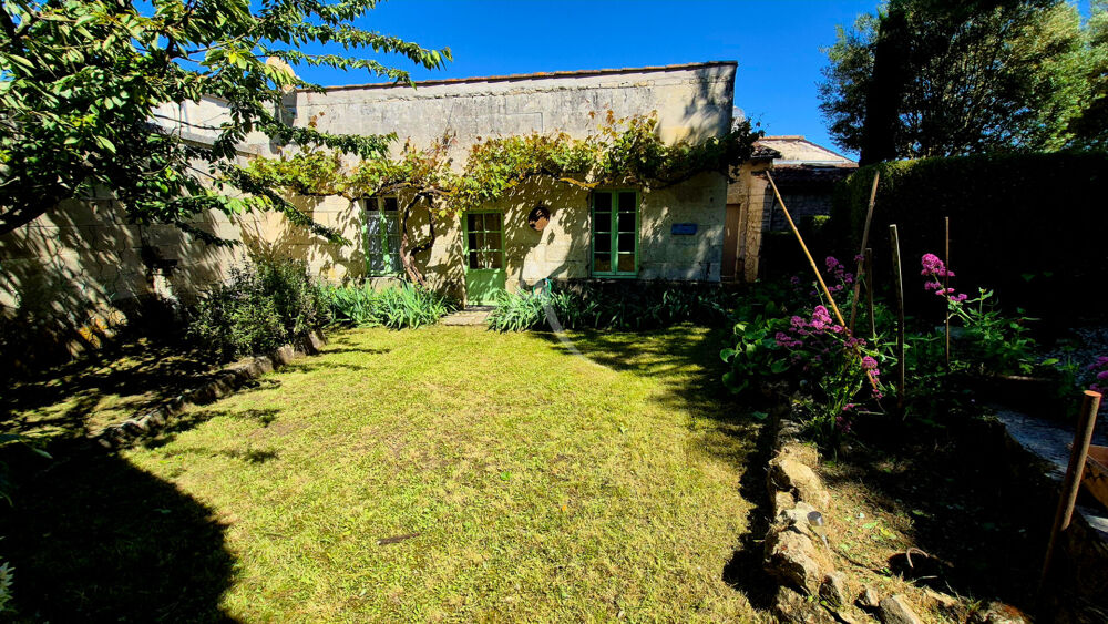 Maison de prestige à Saintes 12 pièces