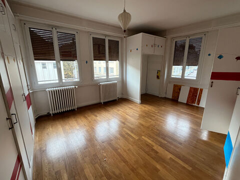  Appartement � louer 5 pi�ces 133 m�