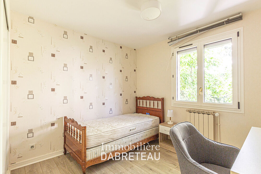 CHAMBRE A LOUER DANS COLOCATION DE 3PERS DANS UNE MAISON MEUBLEE - LA DOUA