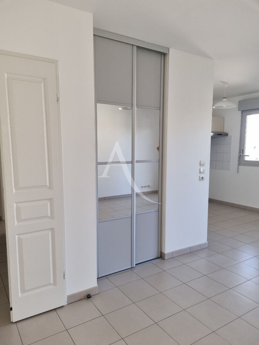Location Appartement Appartement  2 pièce(s) 50.54 m2- COMBS LA VILLE Proche gare et commerces Combs la ville