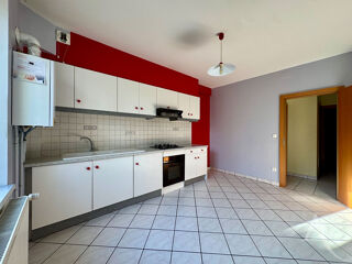  Appartement à louer 2 pièces 68 m²