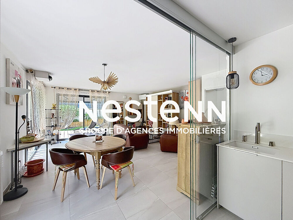 Vente Appartement Grand Appartement d'exception T4 pièces 3 chambres avec Grande terrasse dans une petite copropriété Secteur Eglise - 69500 BRON Bron