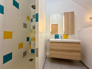  Immeuble � vendre 5 pi�ces 101 m�