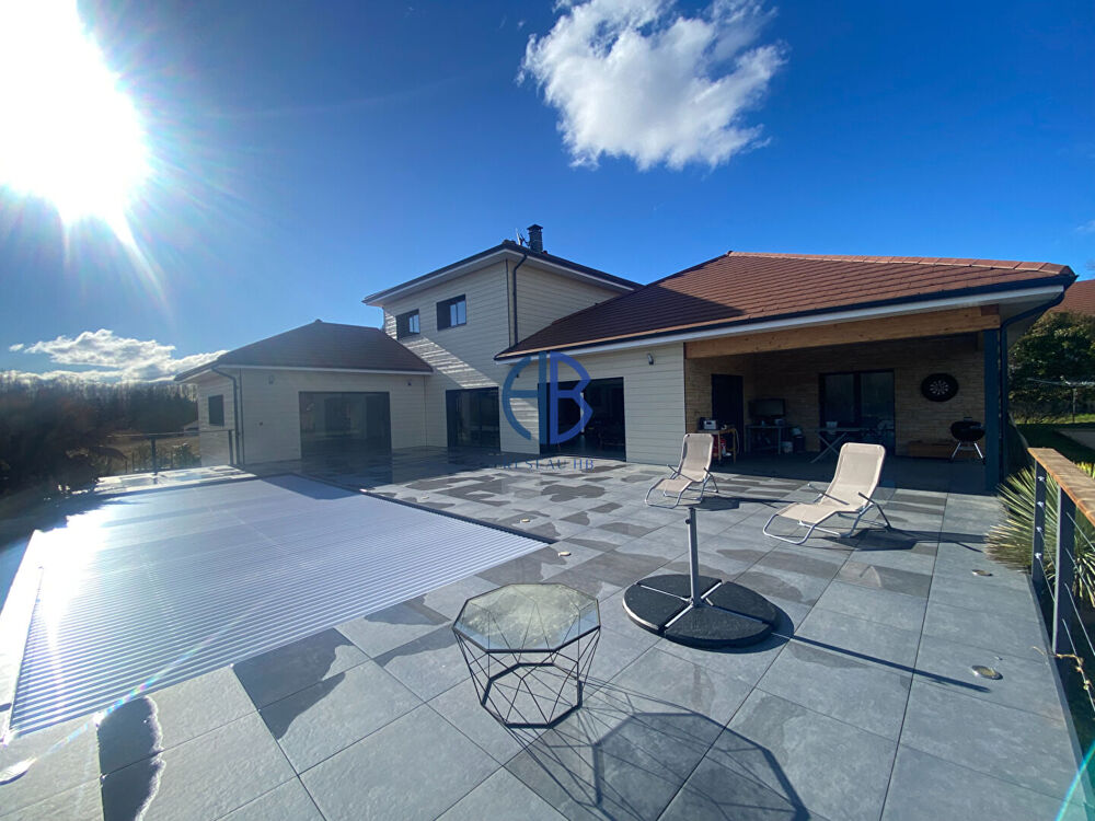 � vendre  Villa Saint-Genix-sur-Guiers (73240)