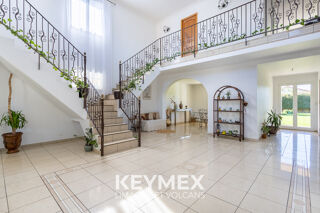  Maison � vendre 8 pi�ces 213 m�