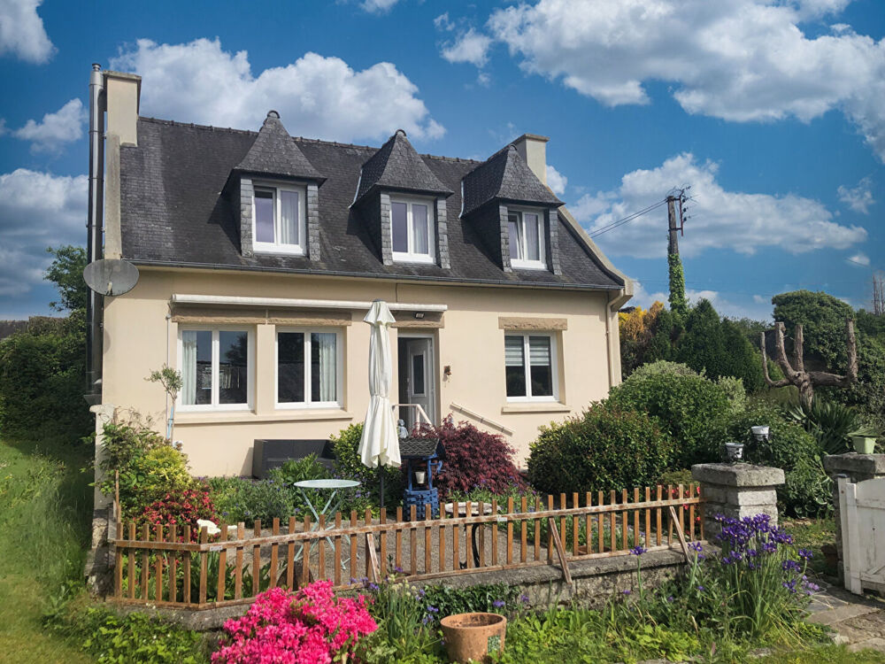 Maison 7 pièces 133 m² · à Huelgoat · 133 m² · 199 800 €
