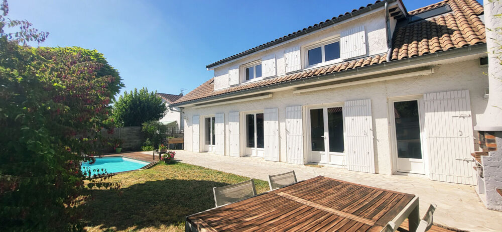 Maison 7 pièces 174 m² · à Bordeaux · 174 m² · 749 000 €