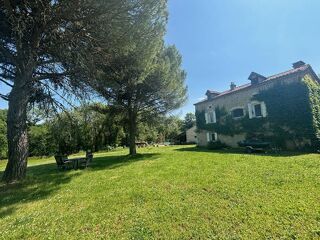  Villa à vendre 15 + pièces 1 m²