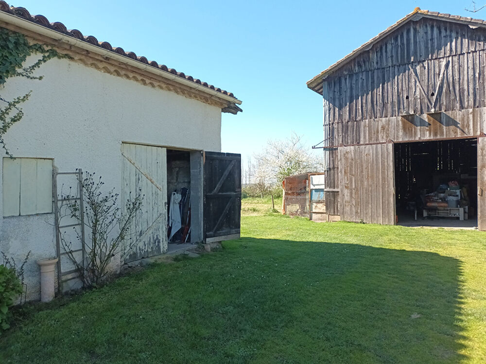 Maison de caractère avec pigeonnier et dépendances - 10kms Tonneins