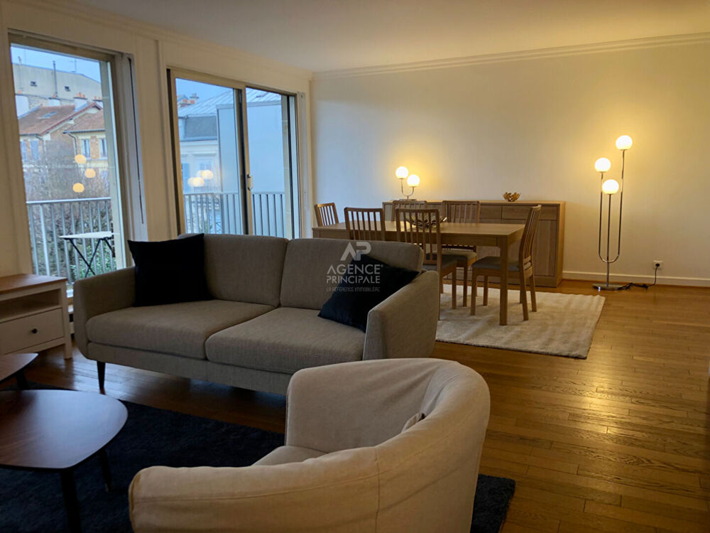 "Versailles Rive Droite" Superbe appartement meublé de 3 pièces de 89 m² avec balcon, cave et parking !