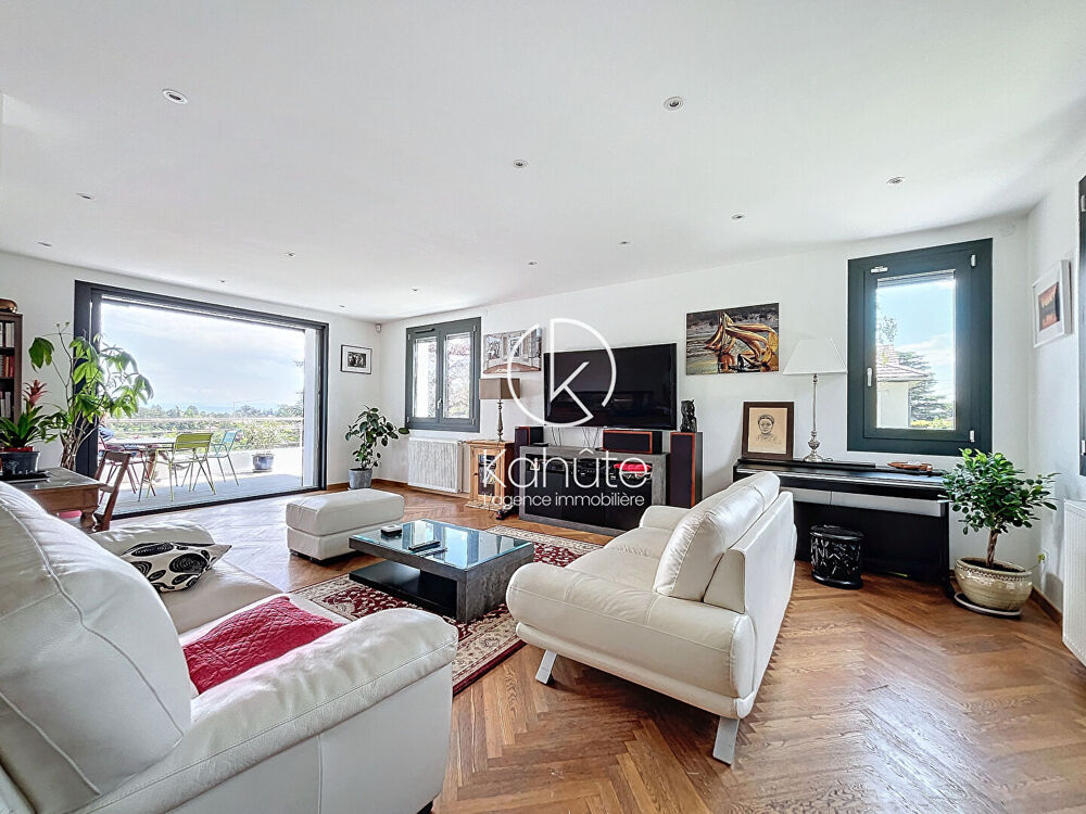 Vente Maison Maison Saint Didier Au Mont D'Or 7 pièce(s) 210m2 avec dépendance et grand garage, 1579m2 de terrain, au calme, situation privil Saint didier au mont d or