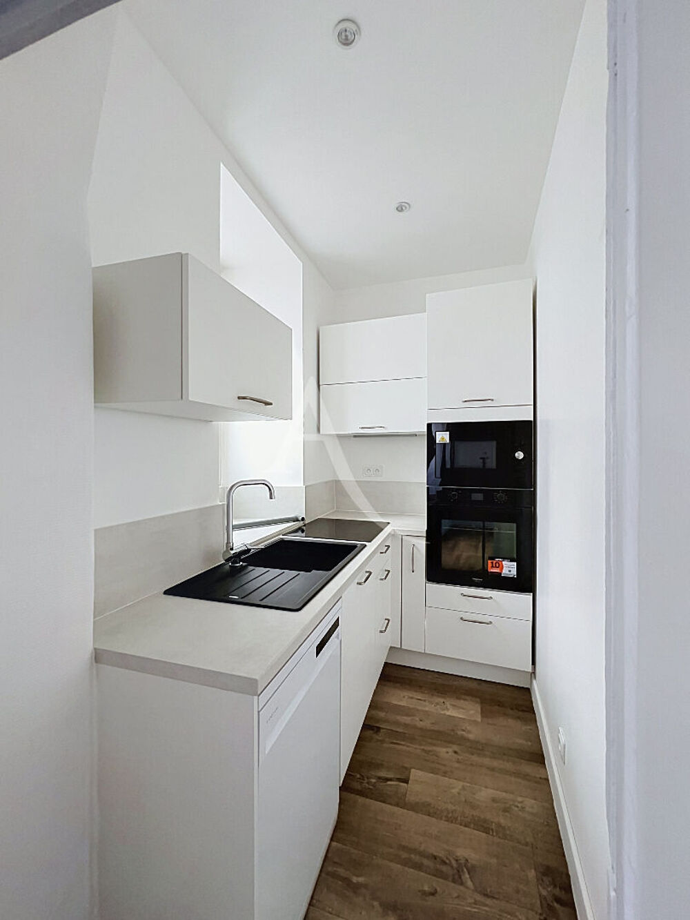 Location Appartement A LOUER T3 rénové rue Toussaint ANGERS 61 m² Angers