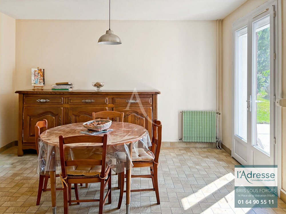 Vente Maison Briis sous forges - 5 chambres - sous sol total - Maison a fort potentiel Briis sous forges