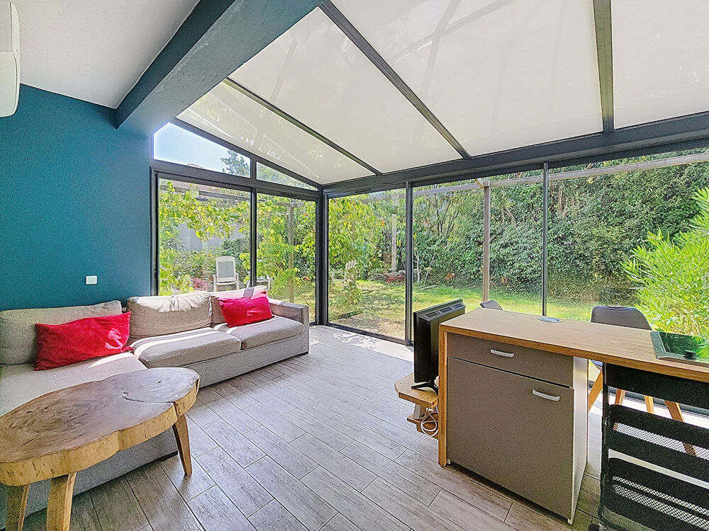 Vente Maison Maison familiale et sa dépendance à Pessac Alouette. Pessac