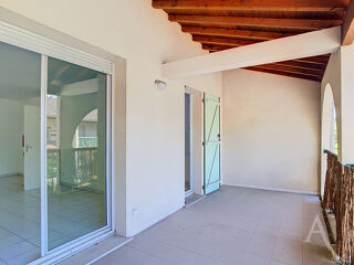  Appartement à louer 3 pièces 62 m²