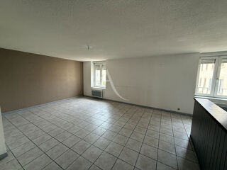  Appartement à louer 3 pièces 66 m²