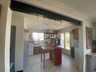 Maison à louer 6 pièces 126 m²