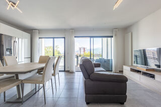 Appartement � vendre 4 pi�ces 82 m�