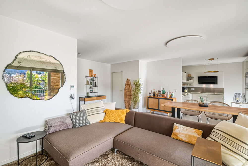 � vendre  Appartement Menthon-Saint-Bernard (74290)