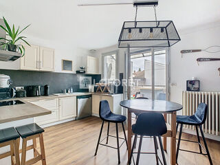  Appartement � vendre 8 pi�ces 230 m�