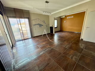  Maison  vendre 9 pices 330 m