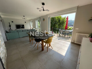  Maison  vendre 8 pices 170 m