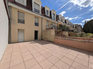  Appartement à louer 3 pièces 73 m²