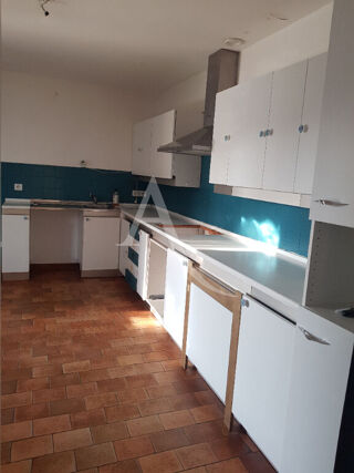  Maison à louer 4 pièces 113 m²