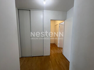  Appartement à louer 3 pièces 76 m²