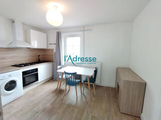  Appartement � louer 1 pi�ce 38 m� Cholet