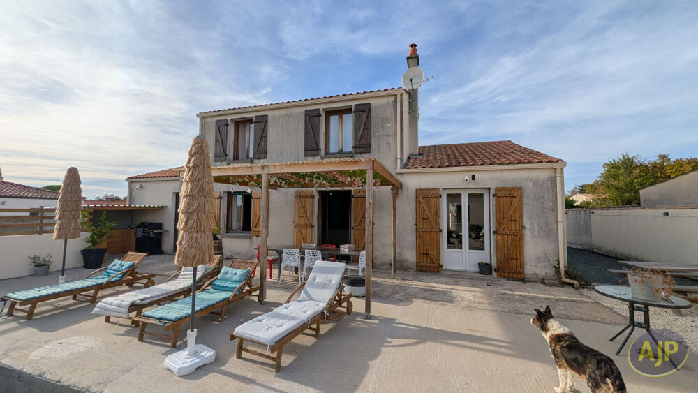 Maison Saint Michel En L Herm 6 pièce(s) 143.65 m2