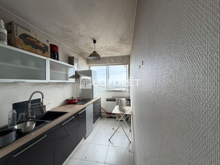 Vente Appartement GRAND STUDIO DE 36 M² AU DERNIER ÉTAGE - VAL DE FONTENAY Fontenay sous bois