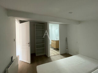  Appartement à louer 2 pièces 25 m²