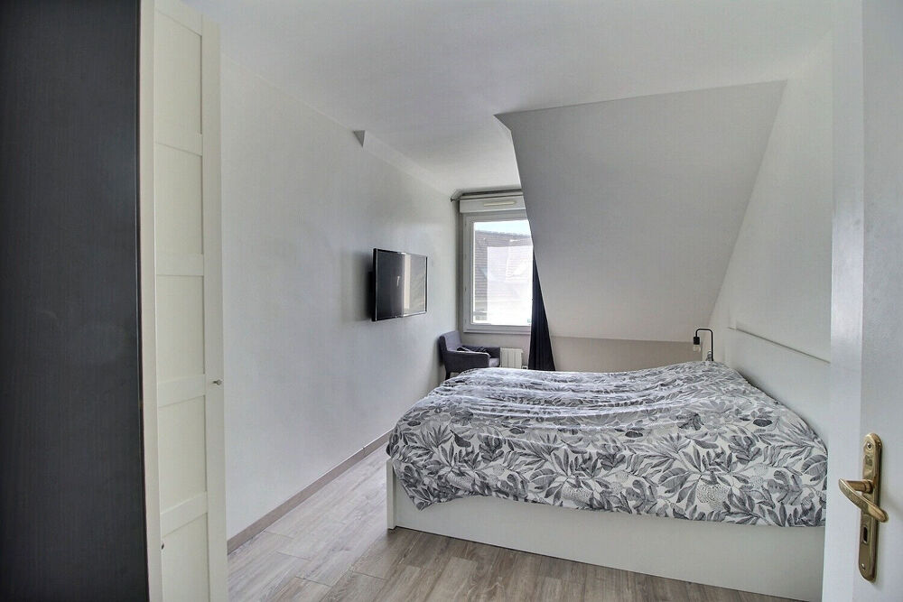 Vente Appartement Appartement 4 pièces à Massy Centre Ville - Le calme au 2ème étage avec vue sur jardins Massy