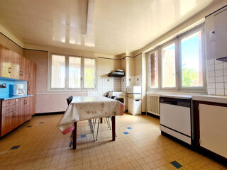  Maison  vendre 7 pices 219 m