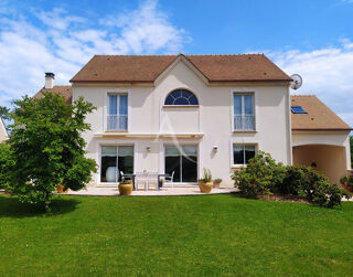  Maison  vendre 6 pices 230 m